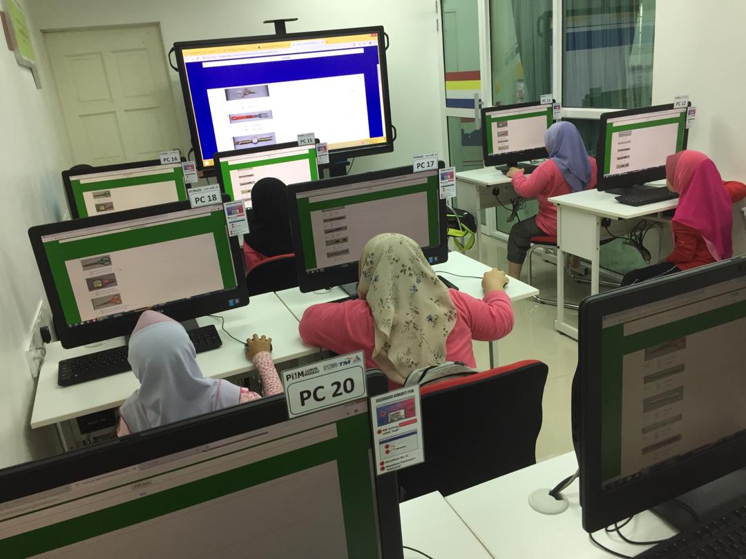 f82ea40b aa9b 4e18 9248 148cd3686a15